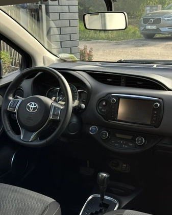 Toyota Yaris cena 47500 przebieg: 47000, rok produkcji 2014 z Szczekociny małe 172